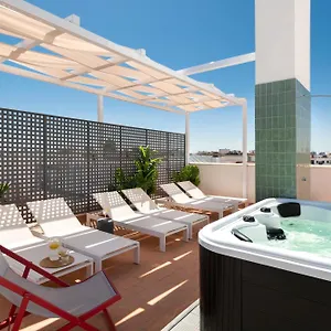 Apartamento Magno San Gil - Shared Jacuzzi, Sevilla