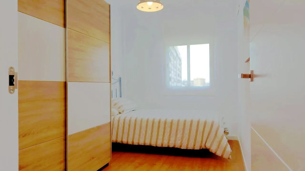 Apartment Selecta 3 Dormitorios Junto A Sanchez Pizjuan Seville